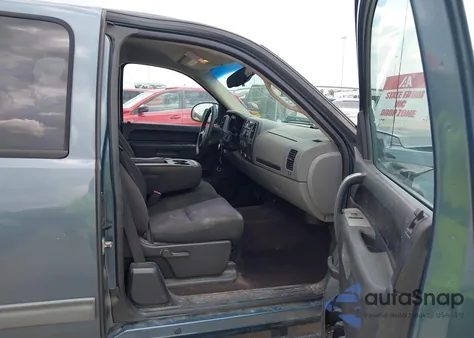 2010 Chevrolet Silverado 1500 Ls из США, поврежденный, VIN 1GCSCREA2AZ285108